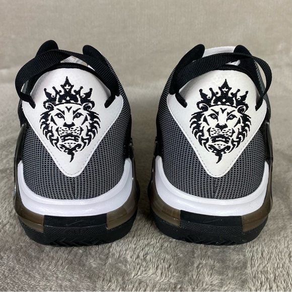 Nike LeBron Witness 7 DM1123-100 Mens Size 13 White Black Basketball Shoes NEW - Picture 7 of 9